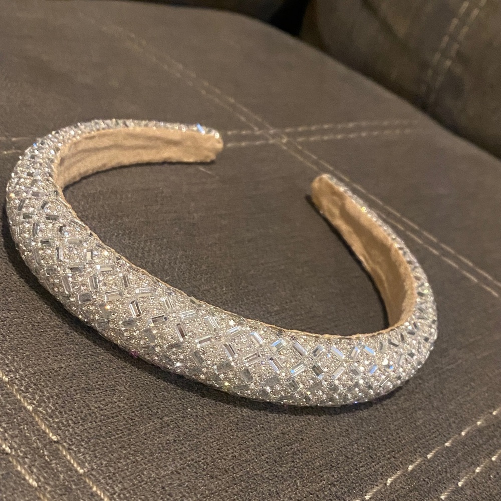 Elegant Silver Embellished Headband